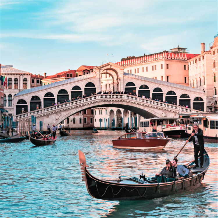 Top 10 Places To Visit In Venice Header Image